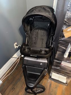 Jogging stroller new