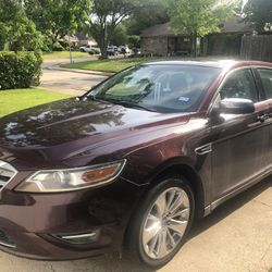 2011 Ford Taurus