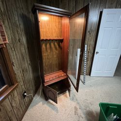 Solid Wood 6 Gun Cabinet 