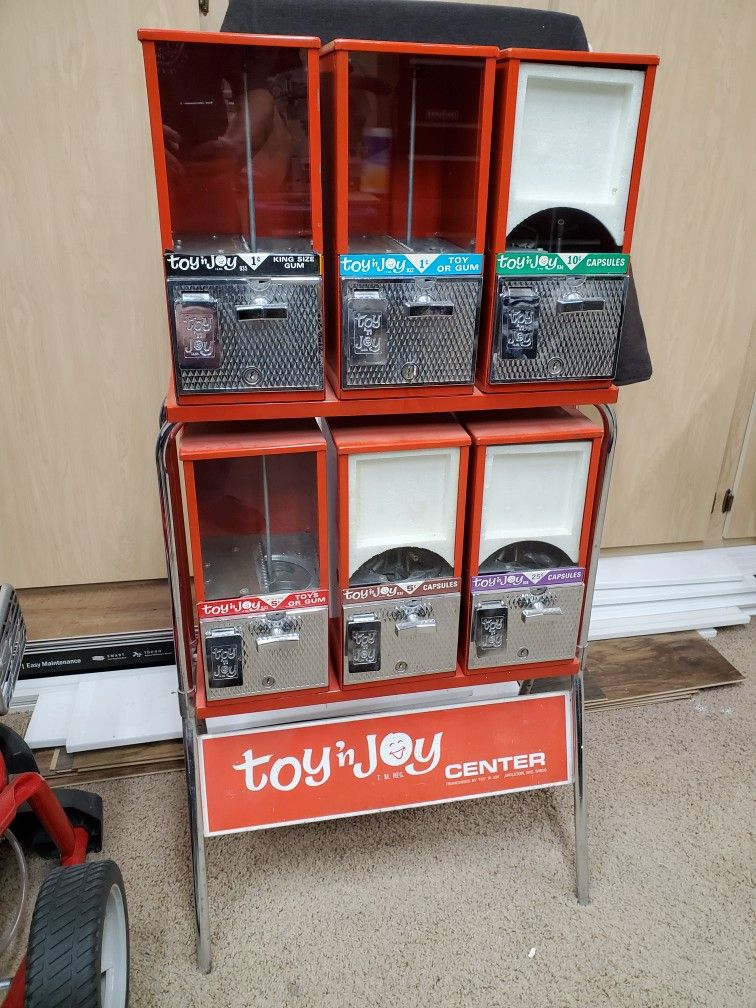 Toy N Joy Candy Dispenser