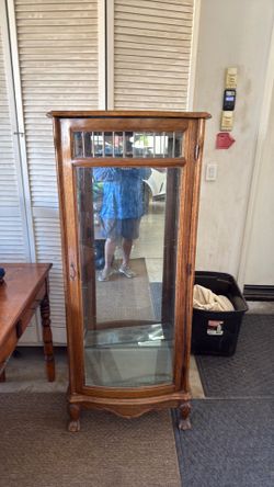Curio cabinet
