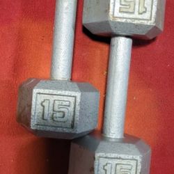 SET OF 25LB.  HEXHEAD DUMBBELLS TOTAL 30LBs 
11525 S HALSTED DUNKIN DONUTS/7111.S WESTERN WALGREENS 
30$  CASH ONLY AS IS 