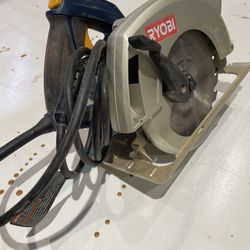 Used but working circular saw with laser