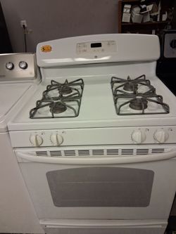 Ge gas range with warranty virgils preowned appliances