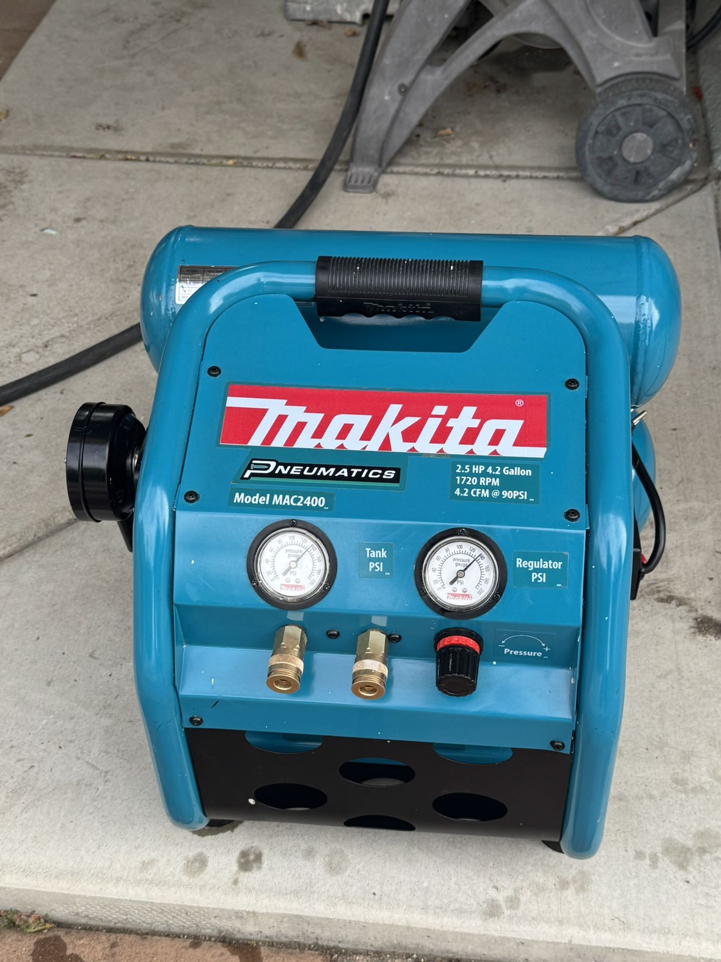 Makita MAC2400 Compressor