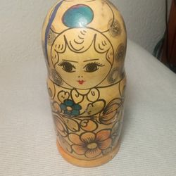 Vintage Hand Painted Wooden Russian Dolls (5)