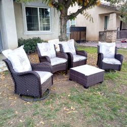 Beautiful Patio Furniture Set Two Swivel Rocking Chairs Two Stationary Chairs Coffee Table Brand New Patio Furniture 🆕🚎🚚🆕