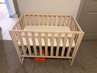 Mini Crib