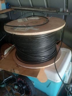 "SCP CAT5E-DB Direct Burial Outdoor Ethernet Cable Spool Large Spool of Black Wire Cable