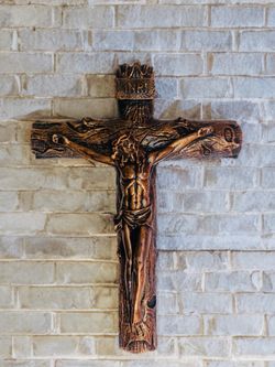 ‼️Brand new very beautiful detailed Jesus Christ crushed stone wall cross 14 inches. Makes great gift 🎁 ‼️‼️