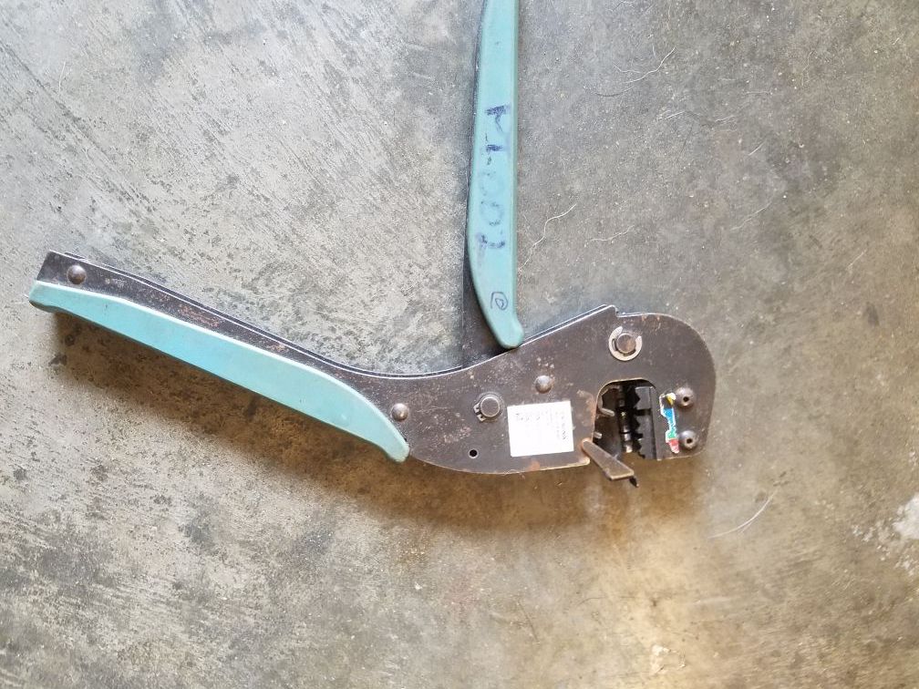 Ratchet crimper. Electrician