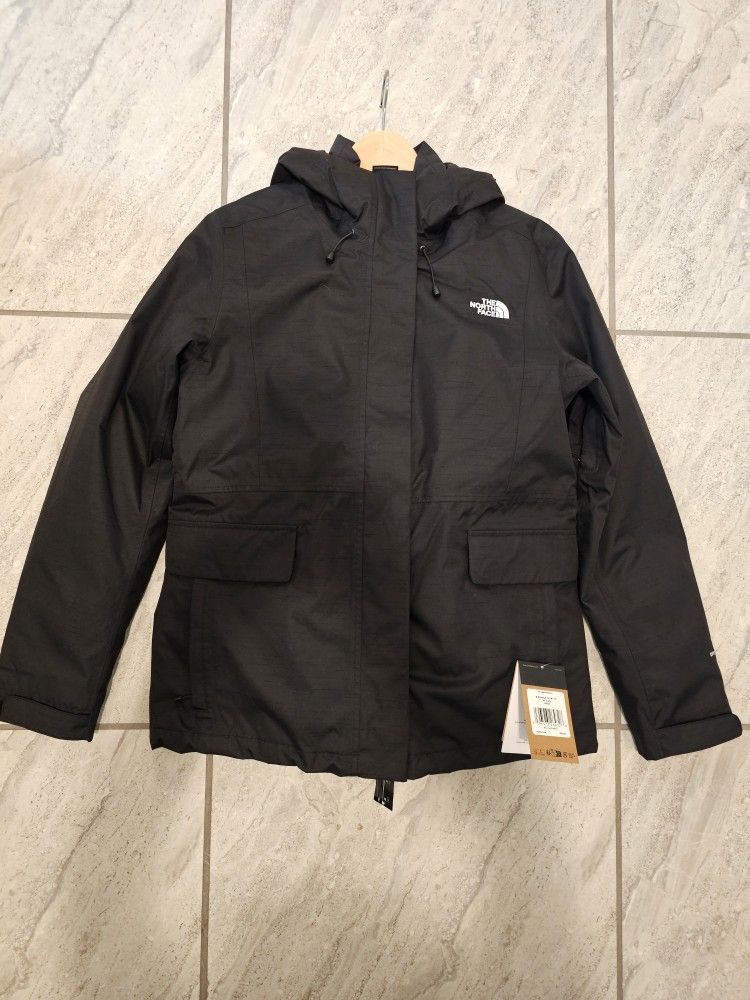 3-In-1
Women's Monarch Triclimate Jacket