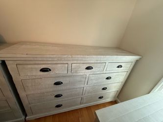 Bedroom wood furniture set
