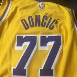 Lakers Luka Doncic Jersey 