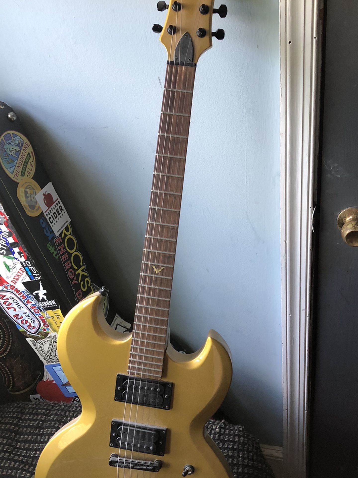 Brownsville Gold Bat Guitar