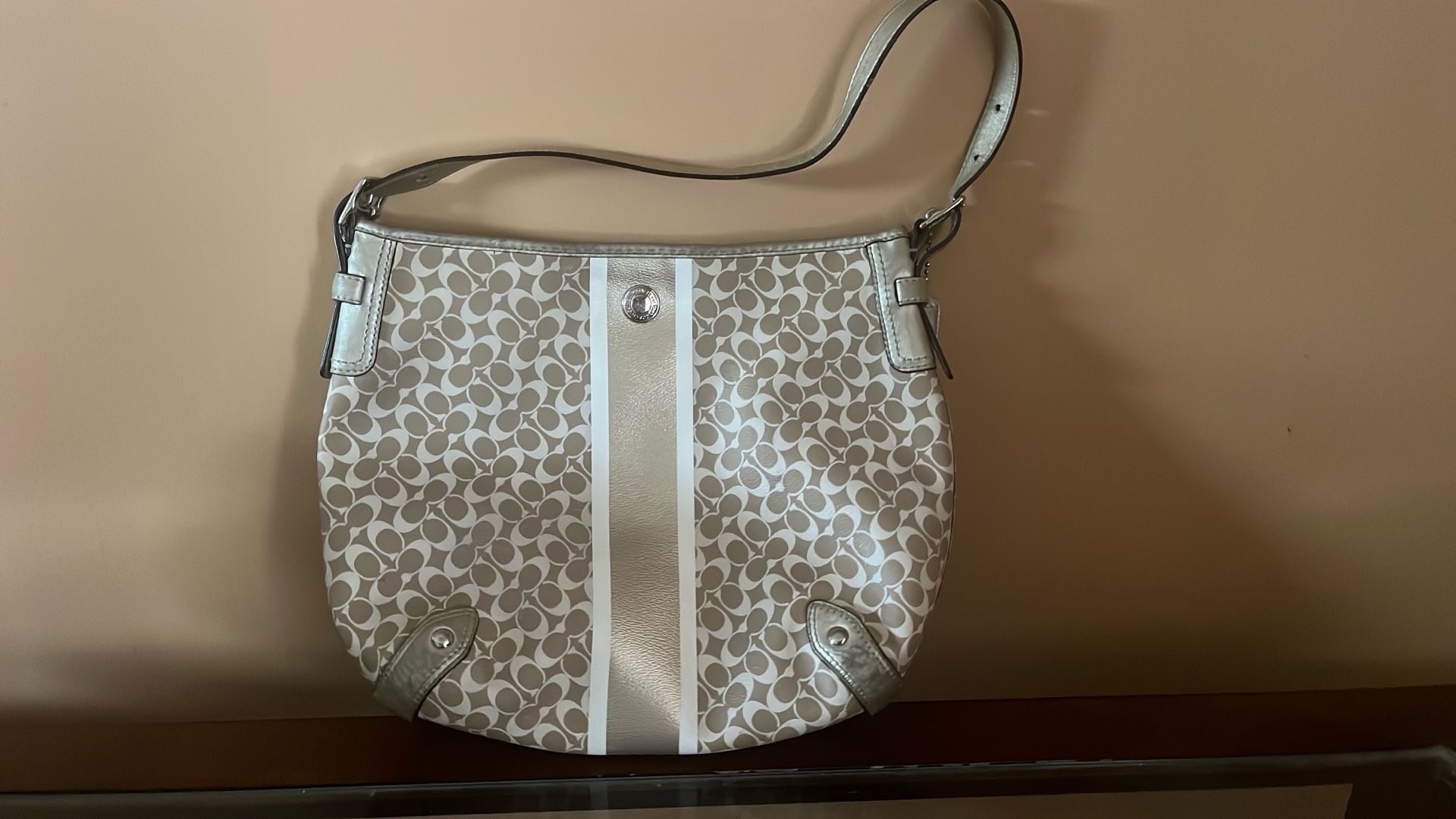 Handbag