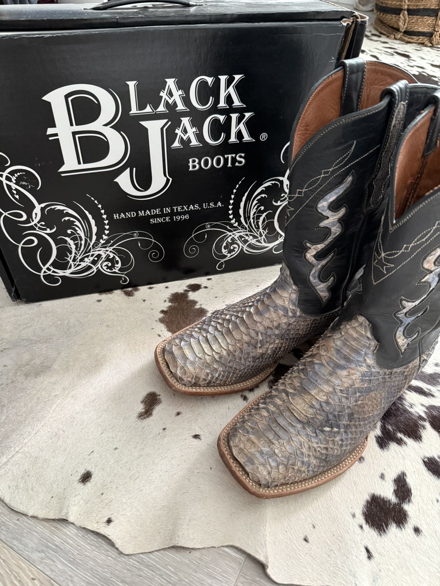 Black Jack Boots Authentic Piton Letter
