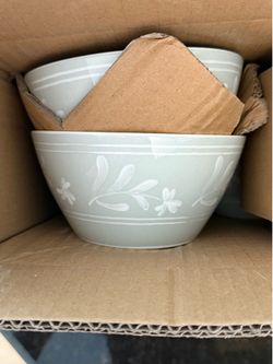 New Martha Stewart Maiden Crown Sage Green Bone China 6" bowl set of 6 bowls