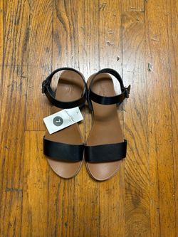 Black Women’s Sandals