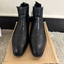 Black Chelsea Boots