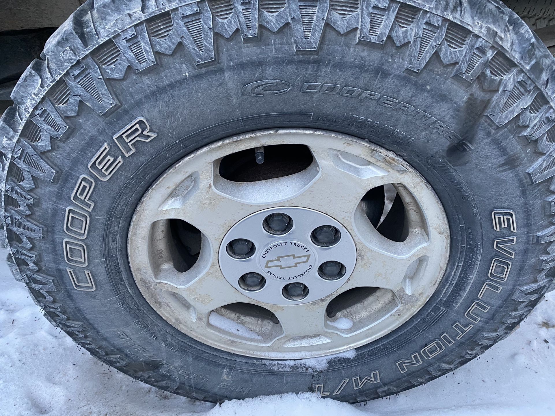 16 Inch Gm 6 Lug Rims And Tires