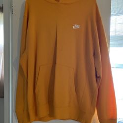 Yellow Nike Large Hoodie And Medium In The Pants 