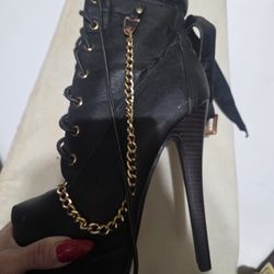 Stiletto Black Combat Boot Size 6