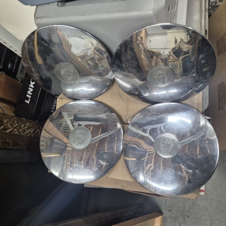 Set 4 Porsche 356 C / SC / 911 / 912 Chrome Wheel Hub Caps