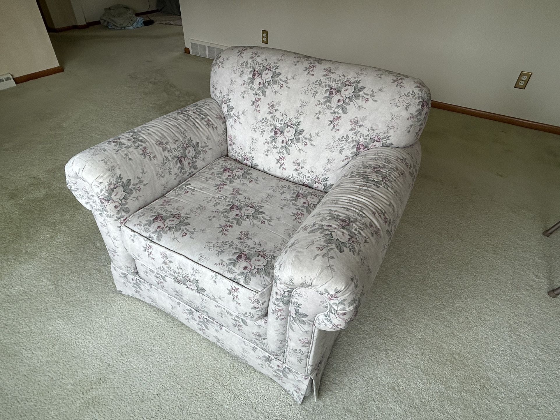 Cushion Chair - Smith Brothers