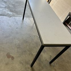 Strong Table Can Supported 300 Lbs 