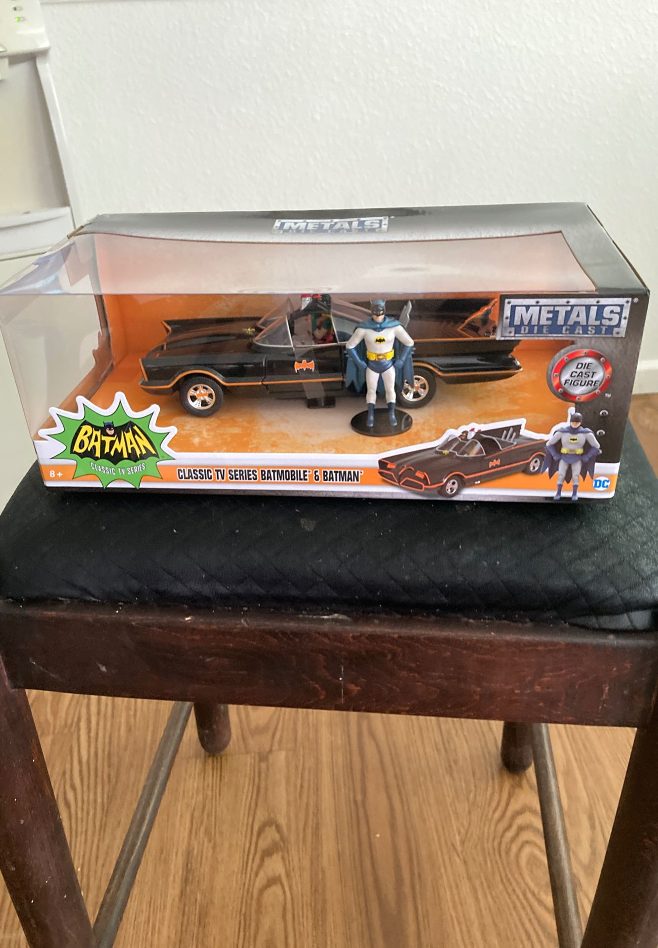 1966 Classic TV series Batmobile Batman n Robin 1/12scale