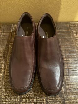 💙PRE-LOVED💙. ROCKPORT 10.5 WALKABILITY ADIPRENE BY ADIDAS.