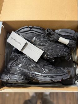 Balenciaga runners all black size 9