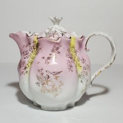 Antique Creamer with Lid Ruffled Top Pink