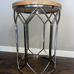 End Table / Bed Side Table 