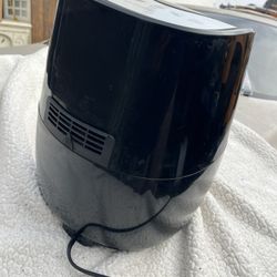 Insignia Digital Air Fryer - Excellent Condition - $30