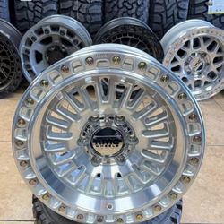 Kmc Aztec 17x8.5 6x139.7 Chevy Toyota Nissan