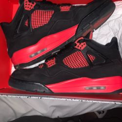 Air Jordan 4 Red Thunder 