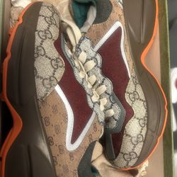 Women’s Gucci Shoes