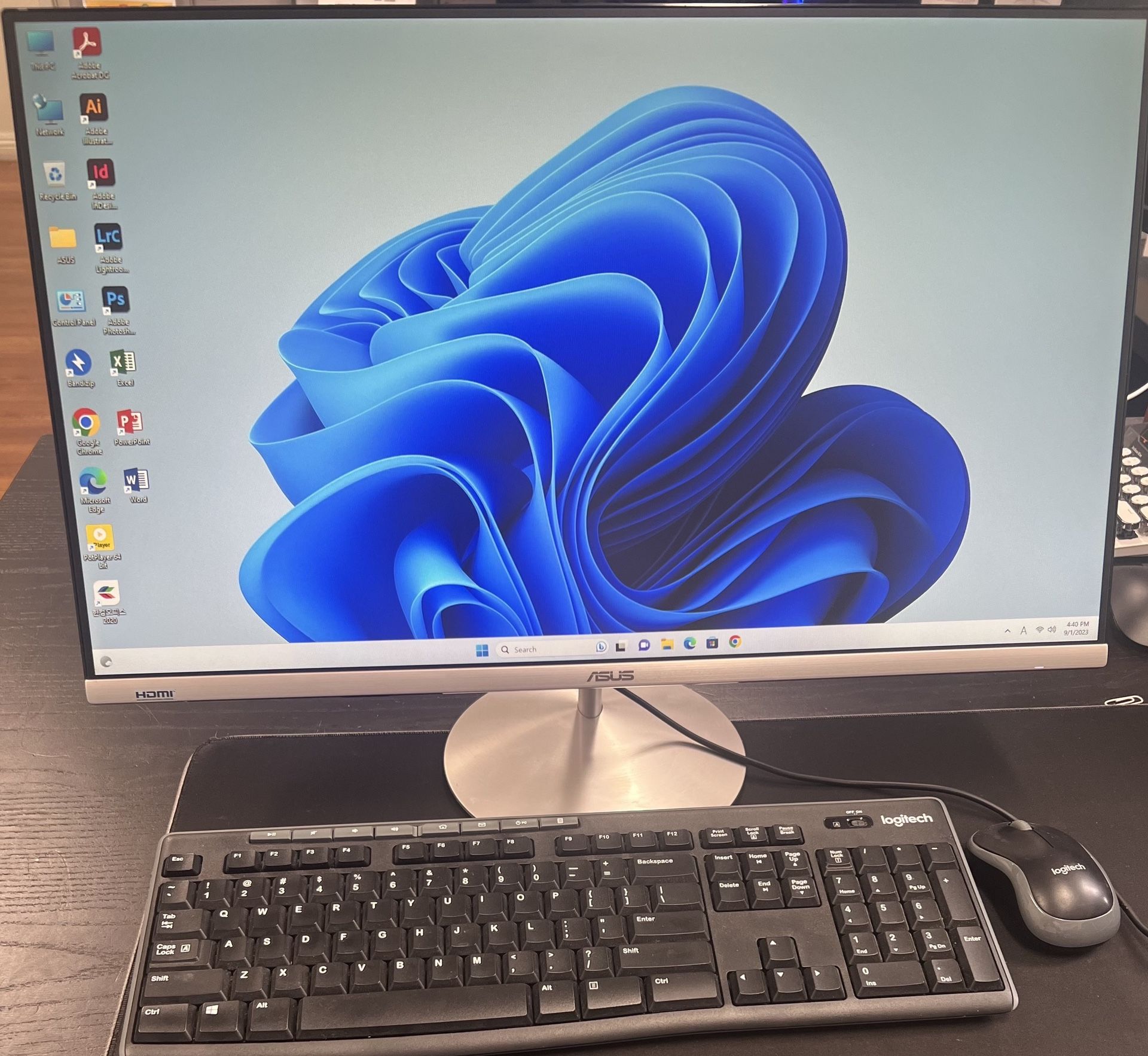 Used Asus All in One Desktop (24inch)