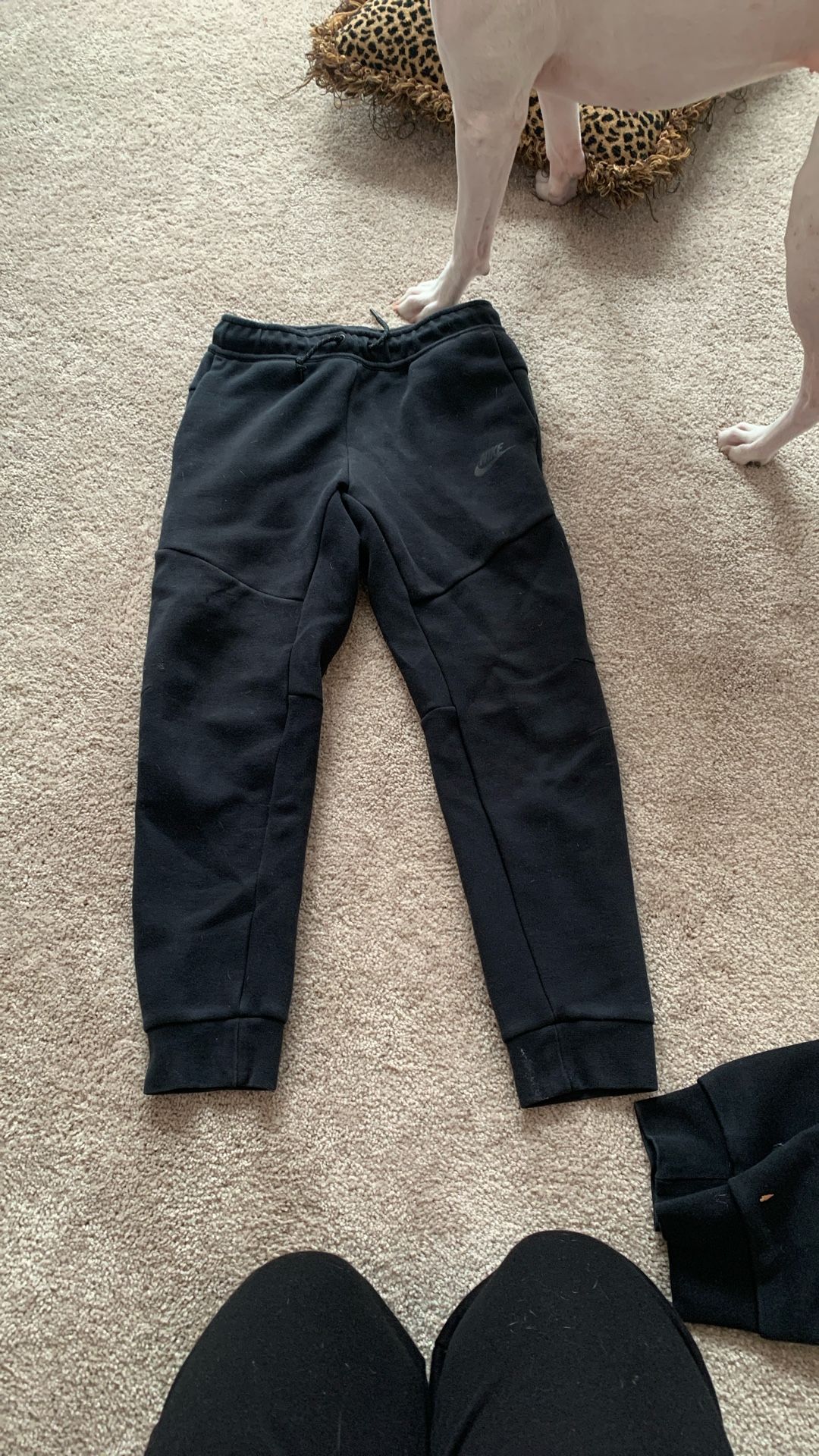 Nike Boys Tech Pants Large