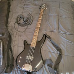 Left Handed IBANEZ Bass