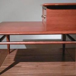 Mid-Century 2 tier side table.  
