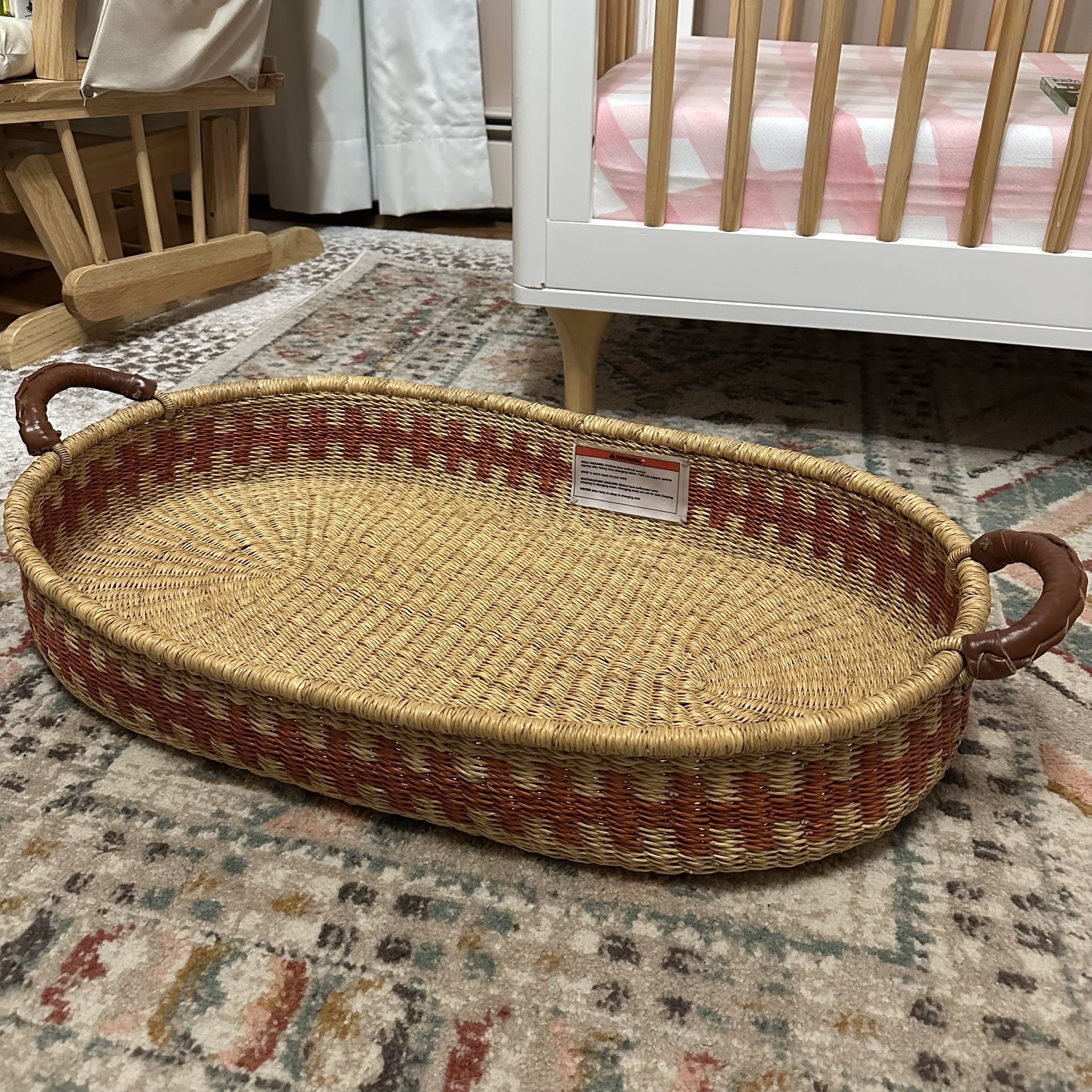 Design Dua Changing Basket