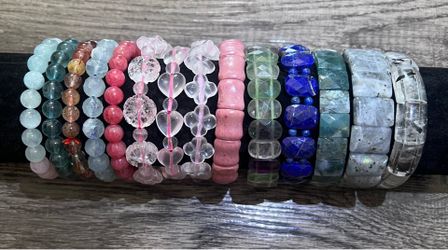 Crystal/Gemstone jewelry bracelets
