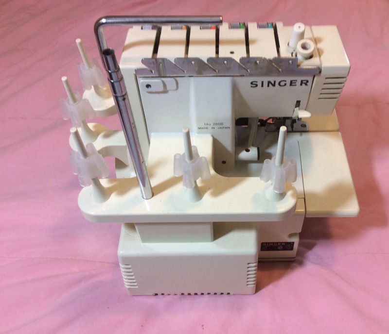 Singer QUANTUMLOCK 14T957DC Serger review by smileycheeks