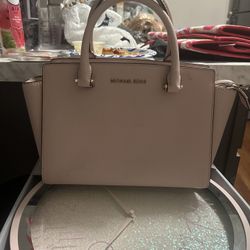 Light Pink Michael Kors Bag 