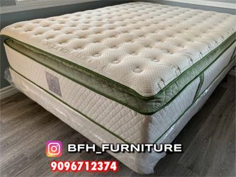 14in Queen Size Elite Organic Superior Hybrid Gel Memory Foam Pillow Top Mattress and Boxspring 