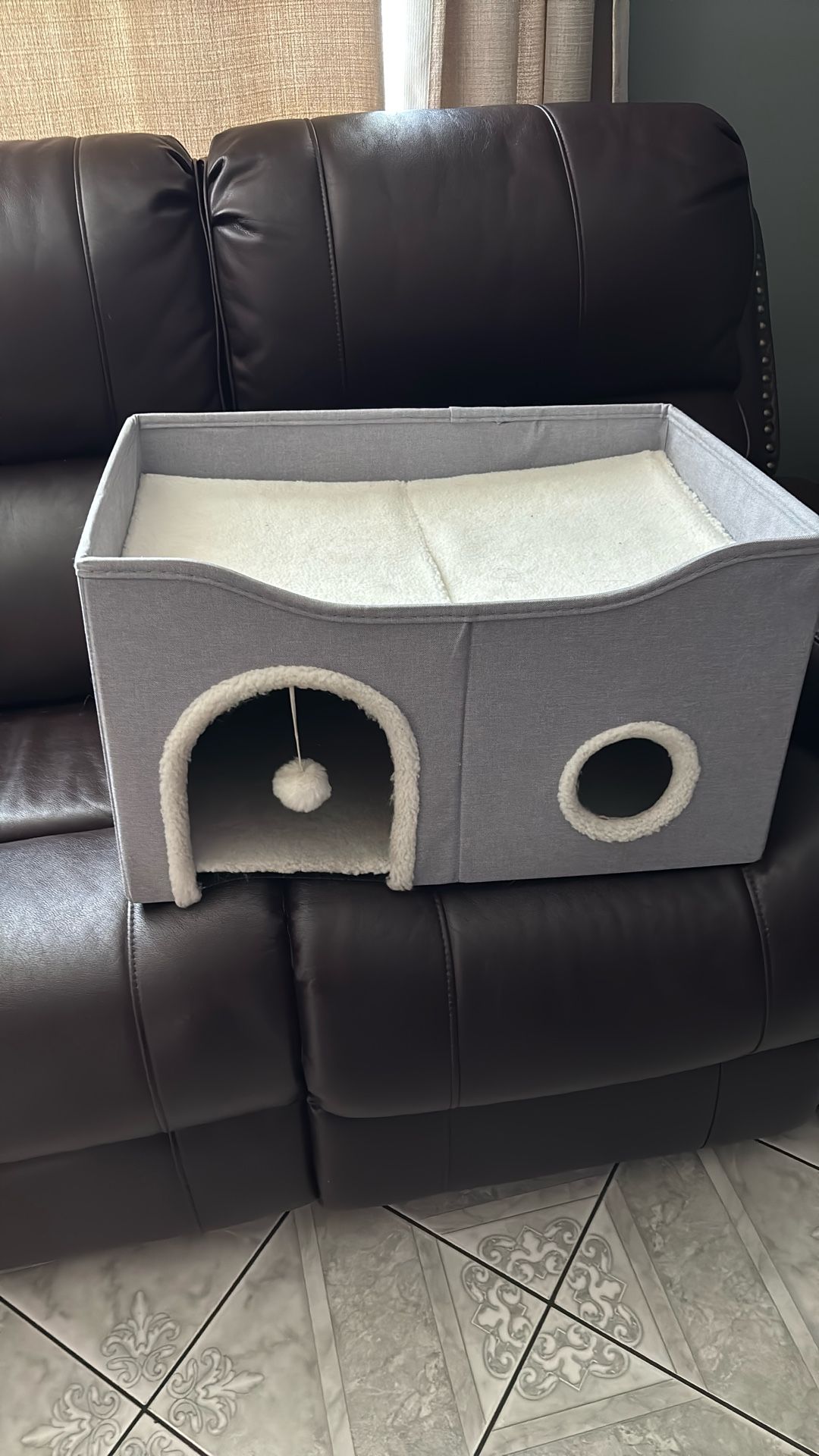Cat Bed/cat House