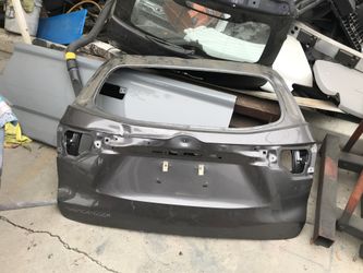 18 Toyota Highlander lift gate